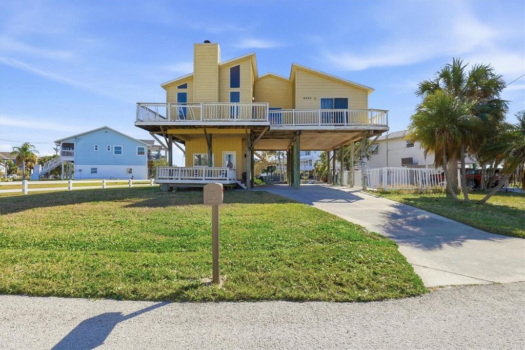 Photo of 6420 Driftwood Drive, Hudson, FL 34667 (MLS # W7882608)
