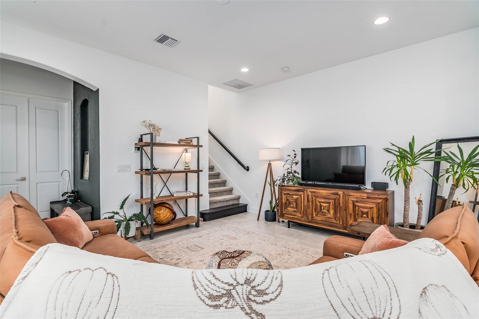 REELING PARK NORTH & SEVILLE/ADD - Residential