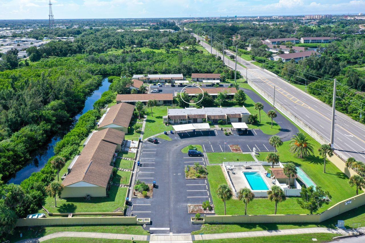 CURRY CREEK CONDO VILLA - Residential