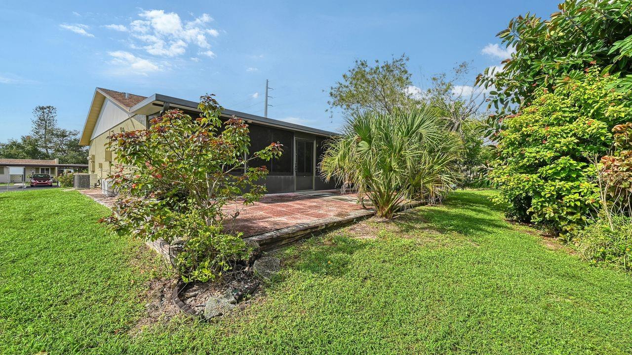 CURRY CREEK CONDO VILLA - Residential