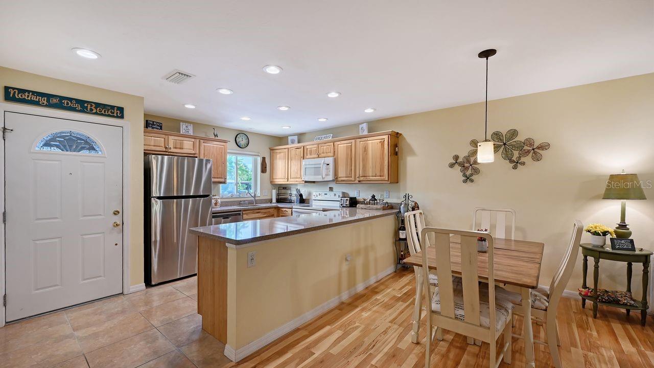 CURRY CREEK CONDO VILLA - Residential