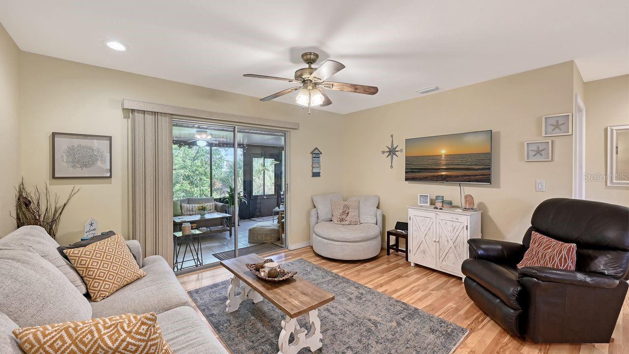 CURRY CREEK CONDO VILLA - Residential