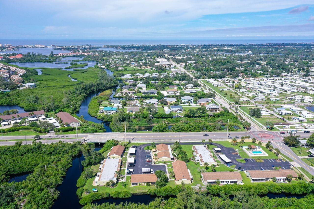 CURRY CREEK CONDO VILLA - Residential