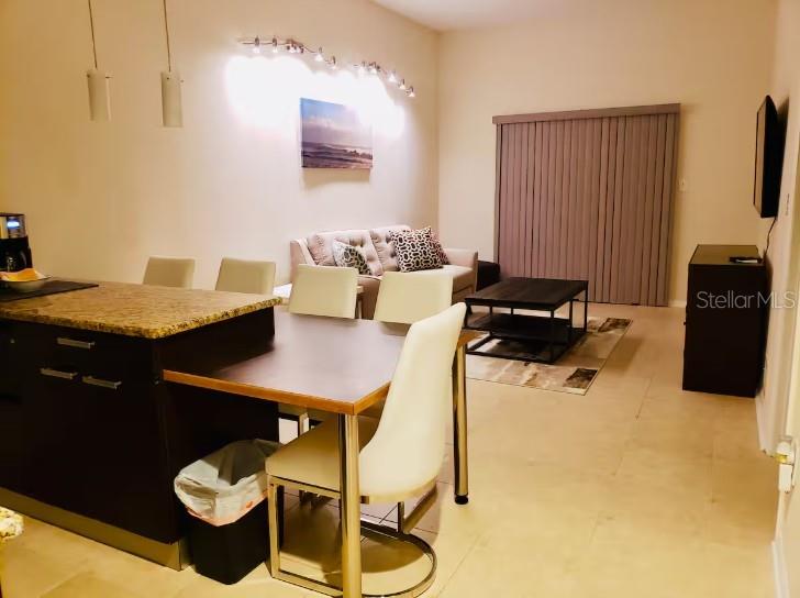 LAKESIDE CROSSING CONDO - Residential