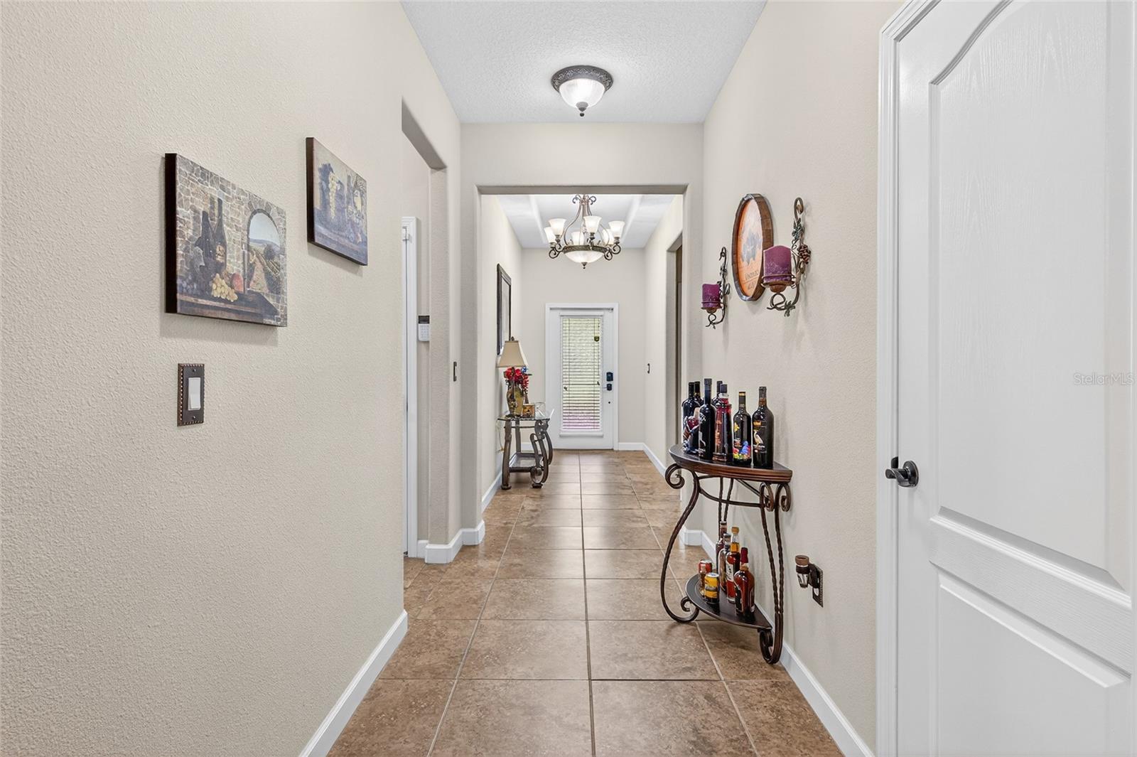 ALEXANDER RIDGE - Residential