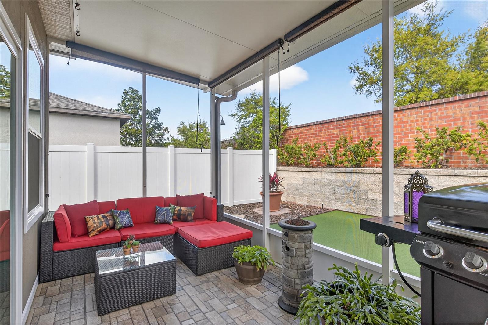 ALEXANDER RIDGE - Residential