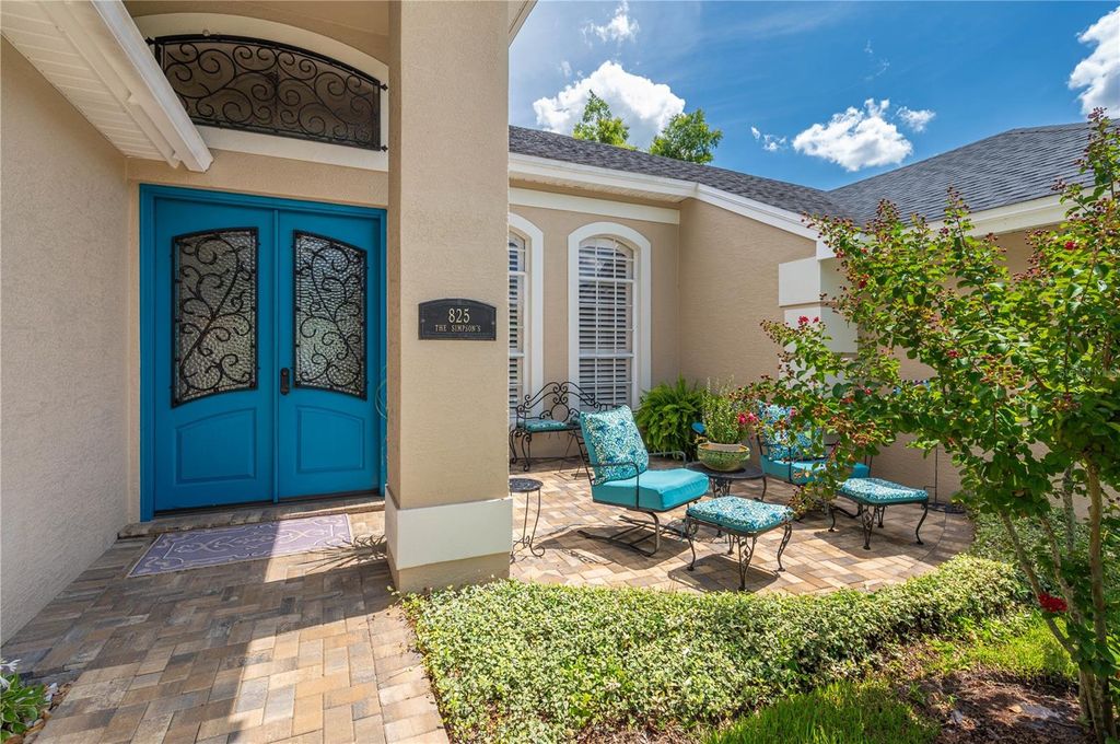 Photo of 825 Square Lake Drive, Bartow, FL 33830 (MLS # L4954374)