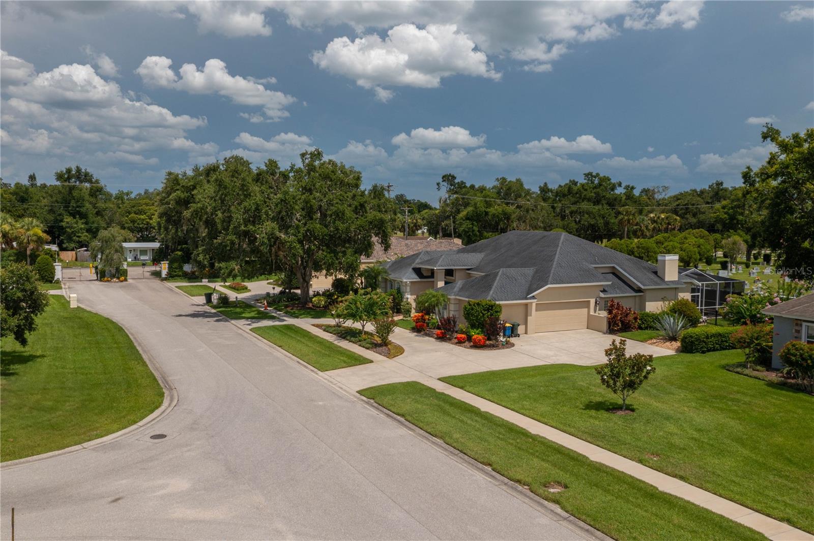 SQUARE LAKE PH 01 - Residential