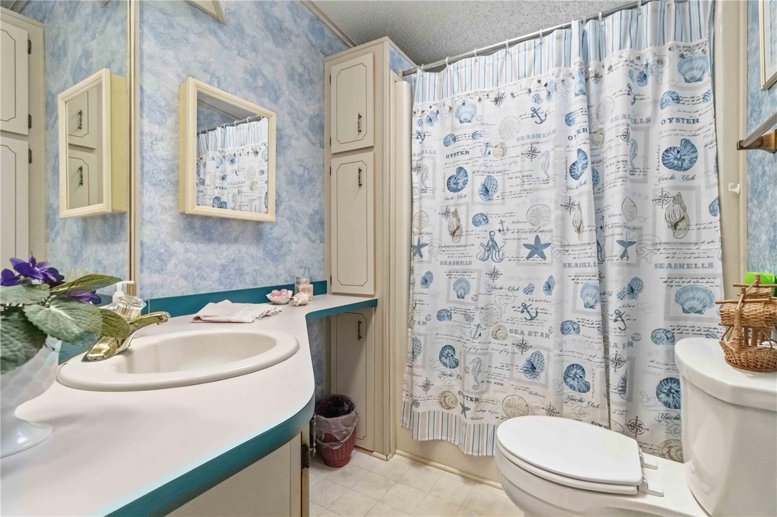 LEMON BAY ISLES PH 03 - Residential