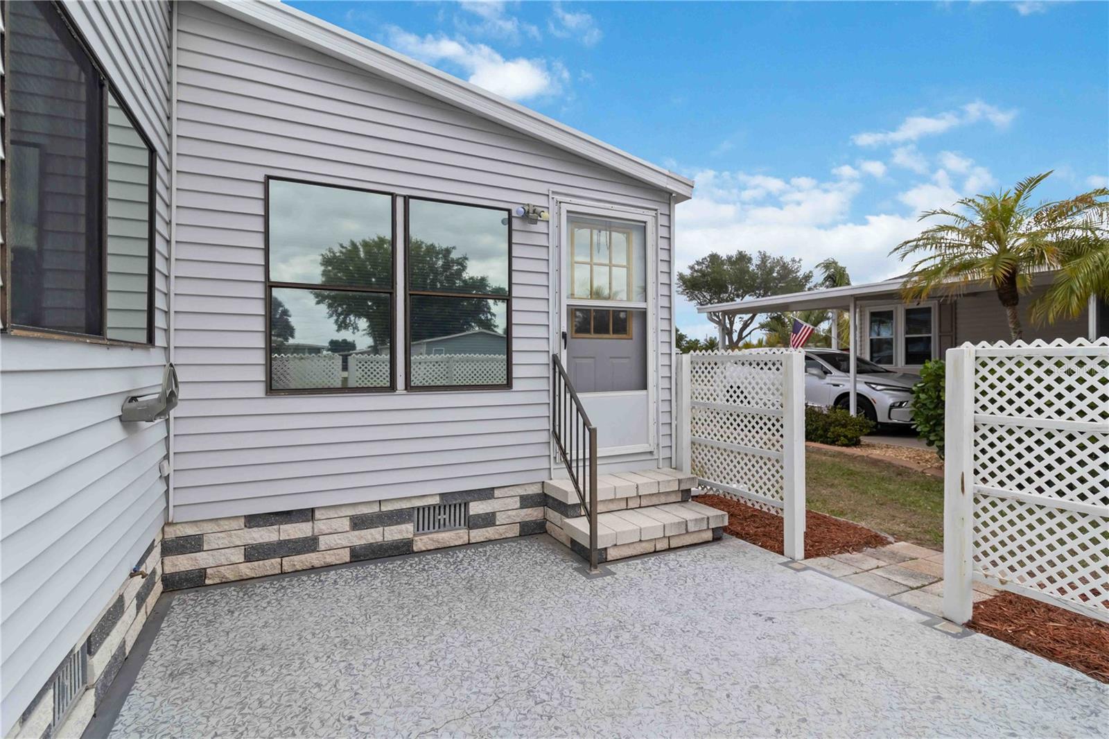 LEMON BAY ISLES PH 03 - Residential
