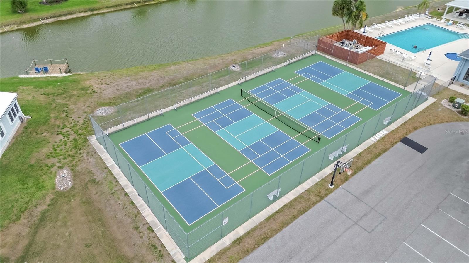 LEMON BAY ISLES PH 03 - Residential