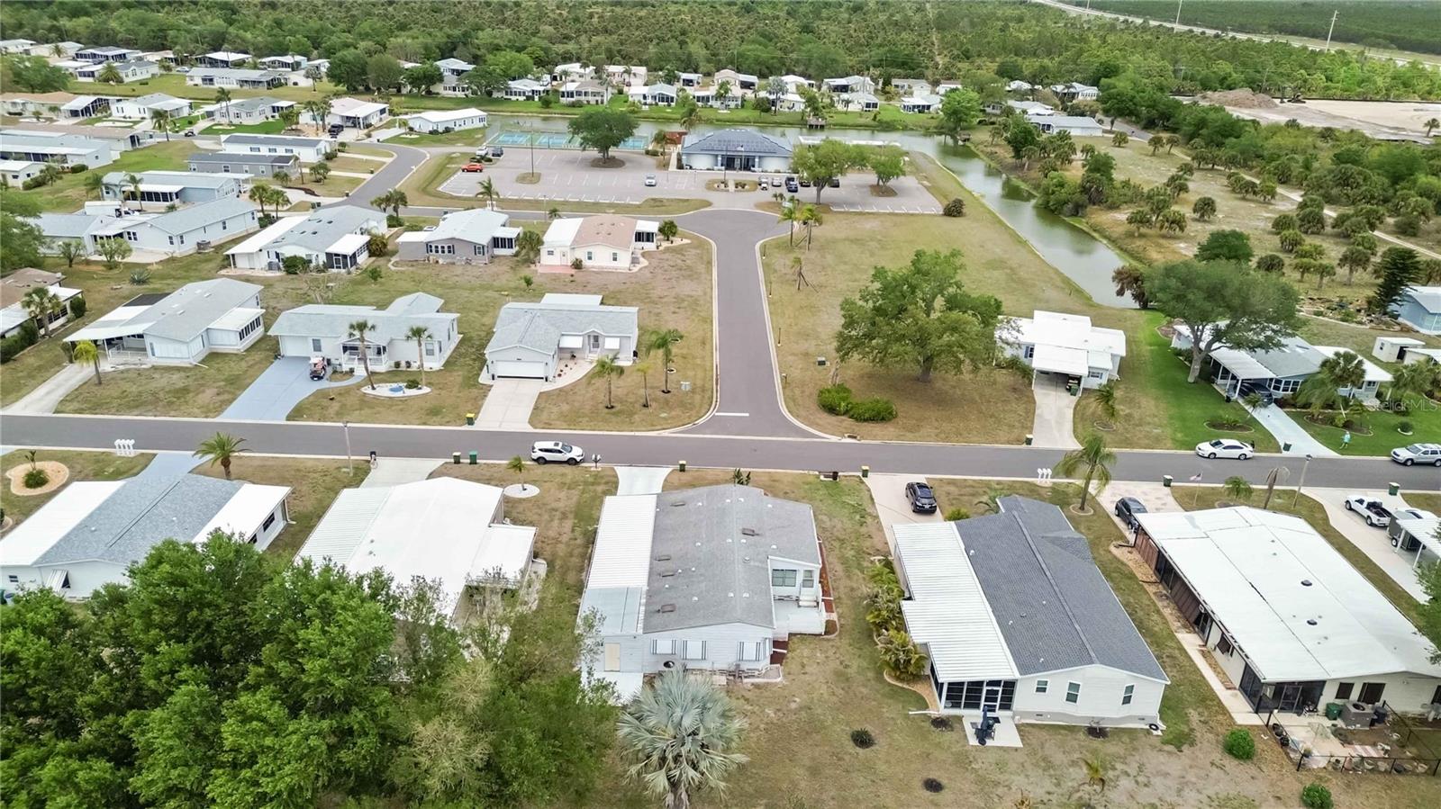 LEMON BAY ISLES PH 03 - Residential