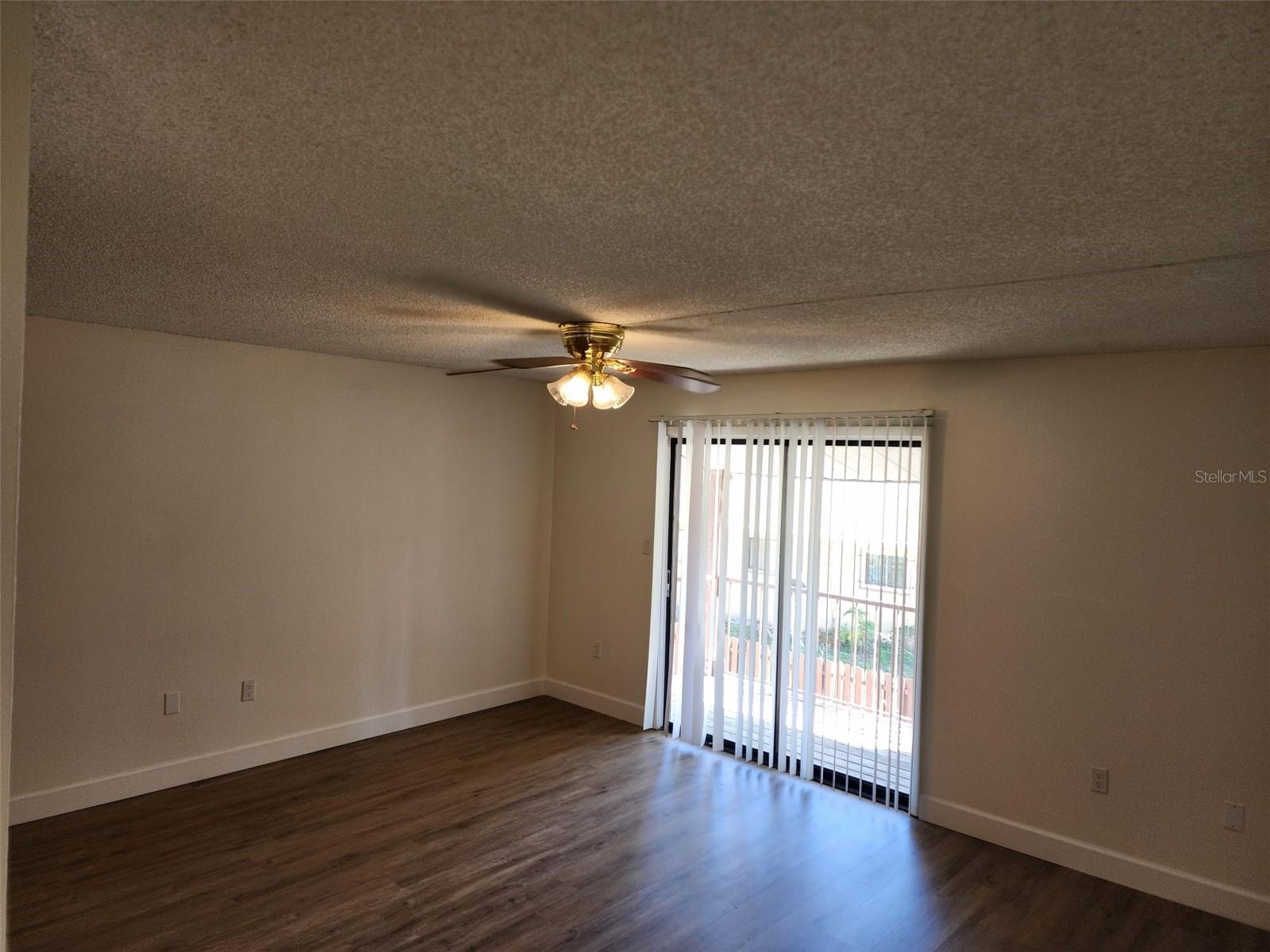 ALTAMONTE HEIGHTS - Residential