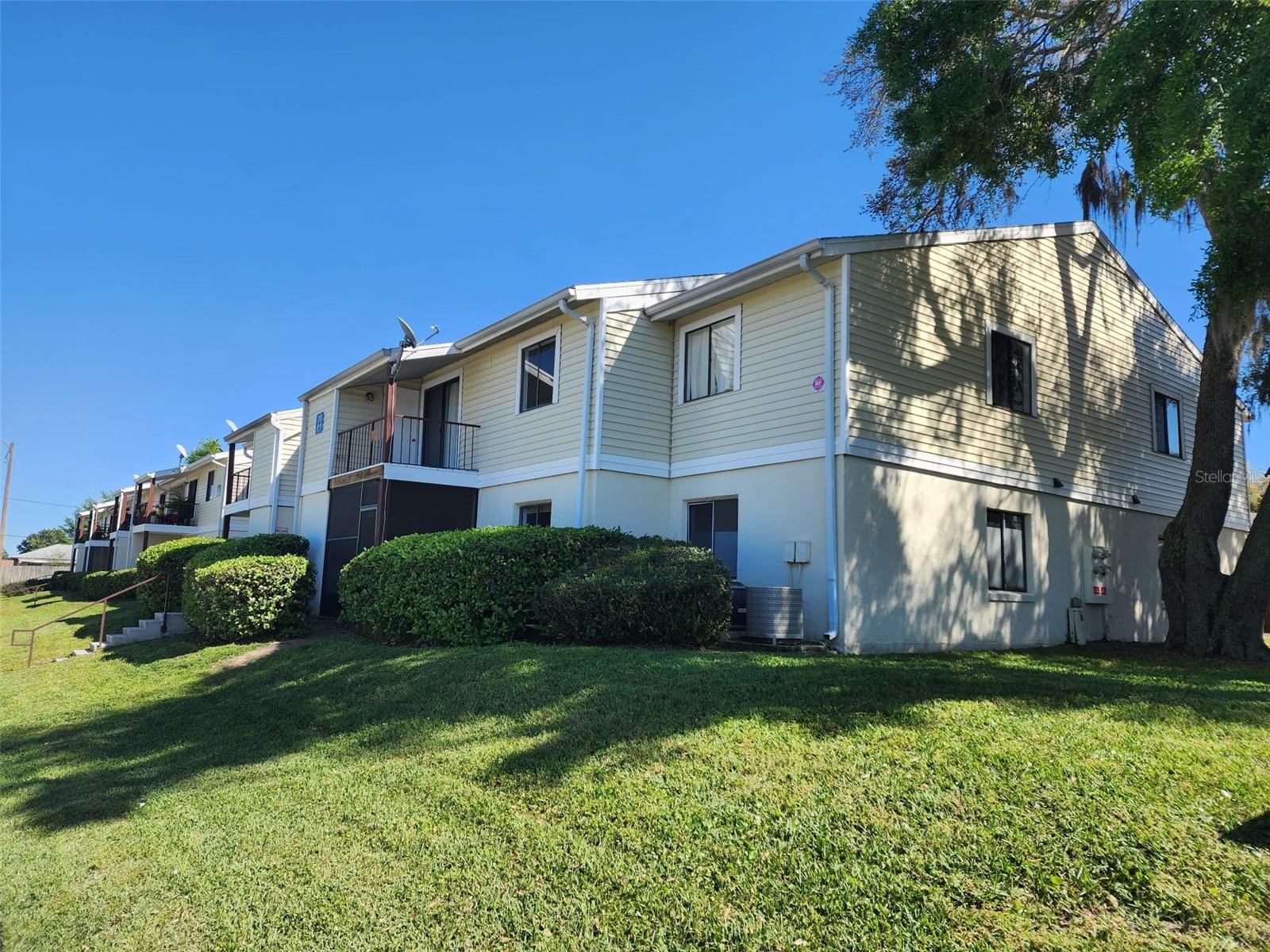 ALTAMONTE HEIGHTS - Residential