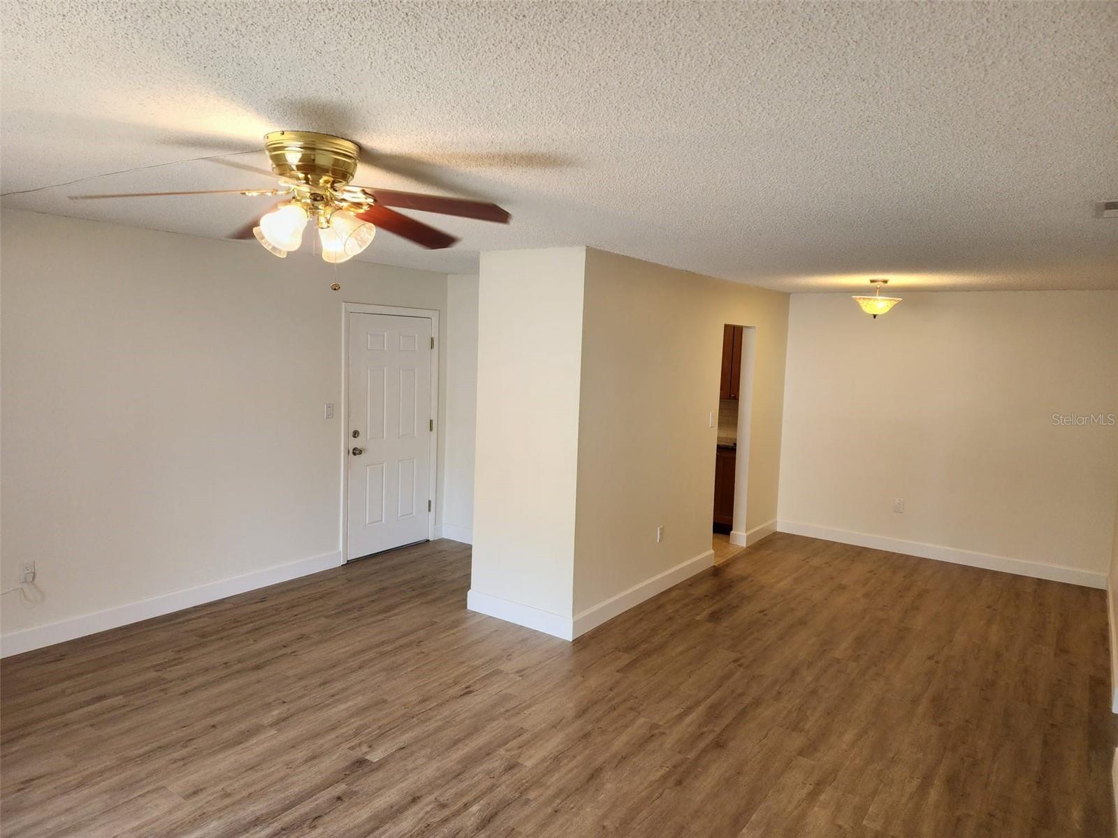 ALTAMONTE HEIGHTS - Residential