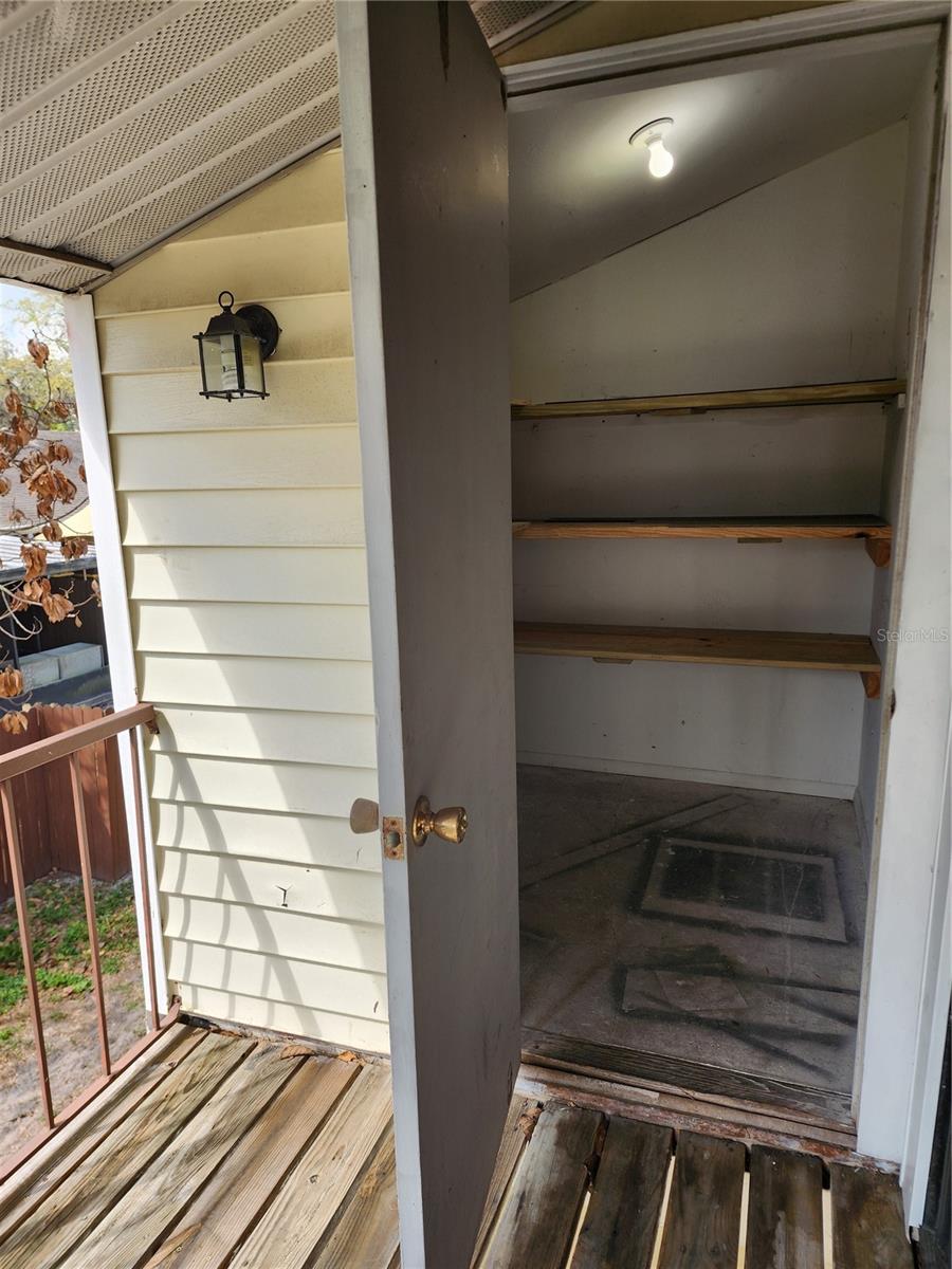 ALTAMONTE HEIGHTS - Residential