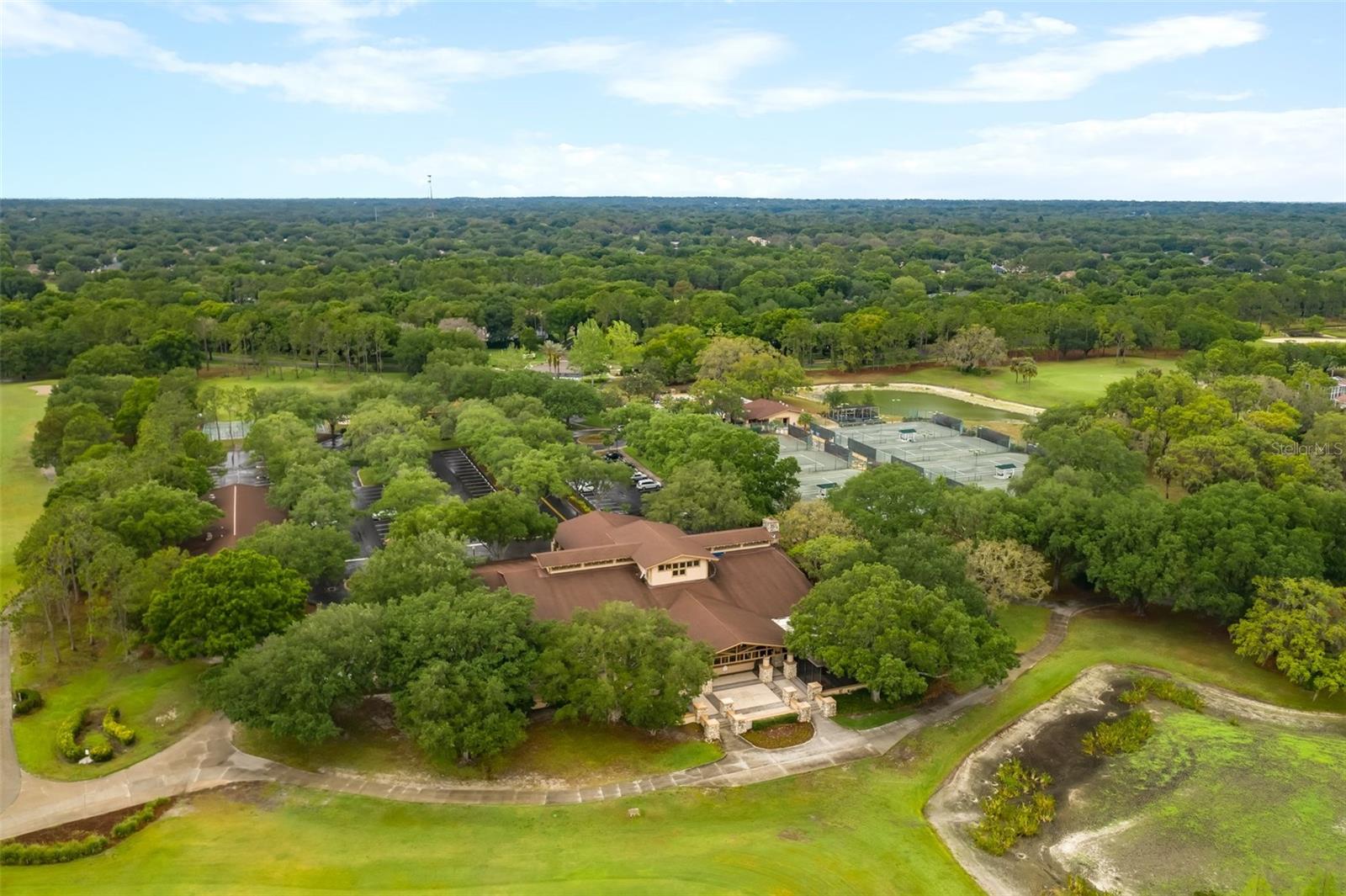 RIVER HILLS COUNTRY CLUB PARCE - Residential