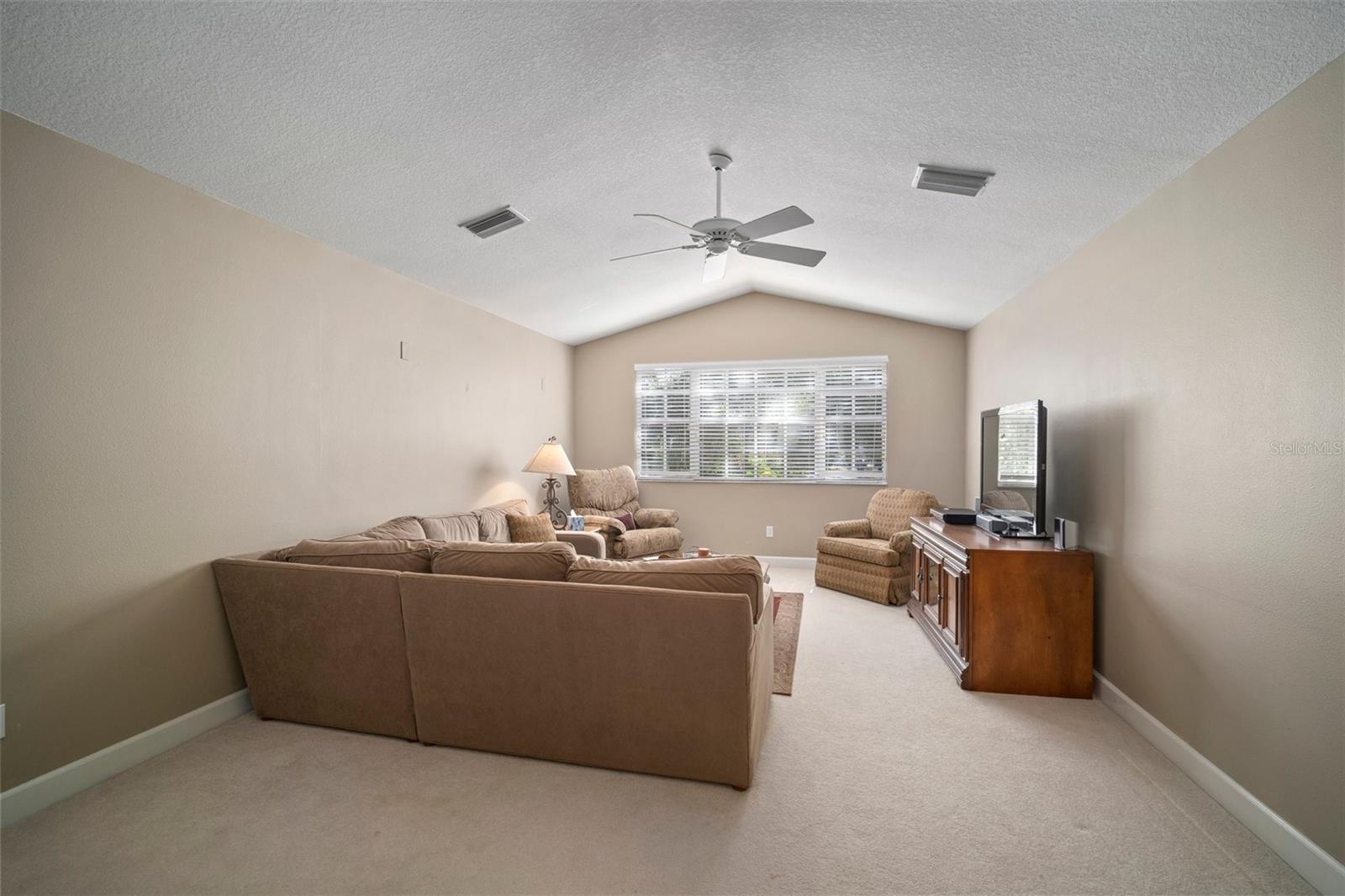 RIVER HILLS COUNTRY CLUB PARCE - Residential