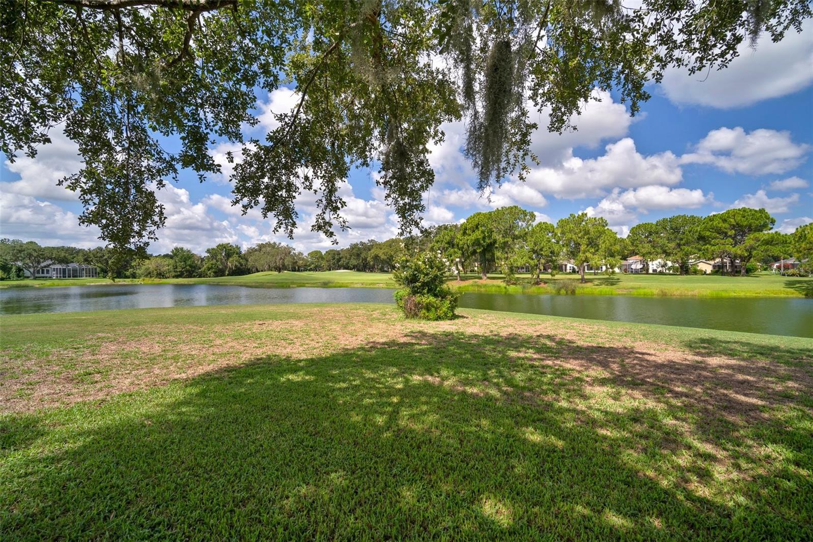 RIVER HILLS COUNTRY CLUB PARCE - Residential