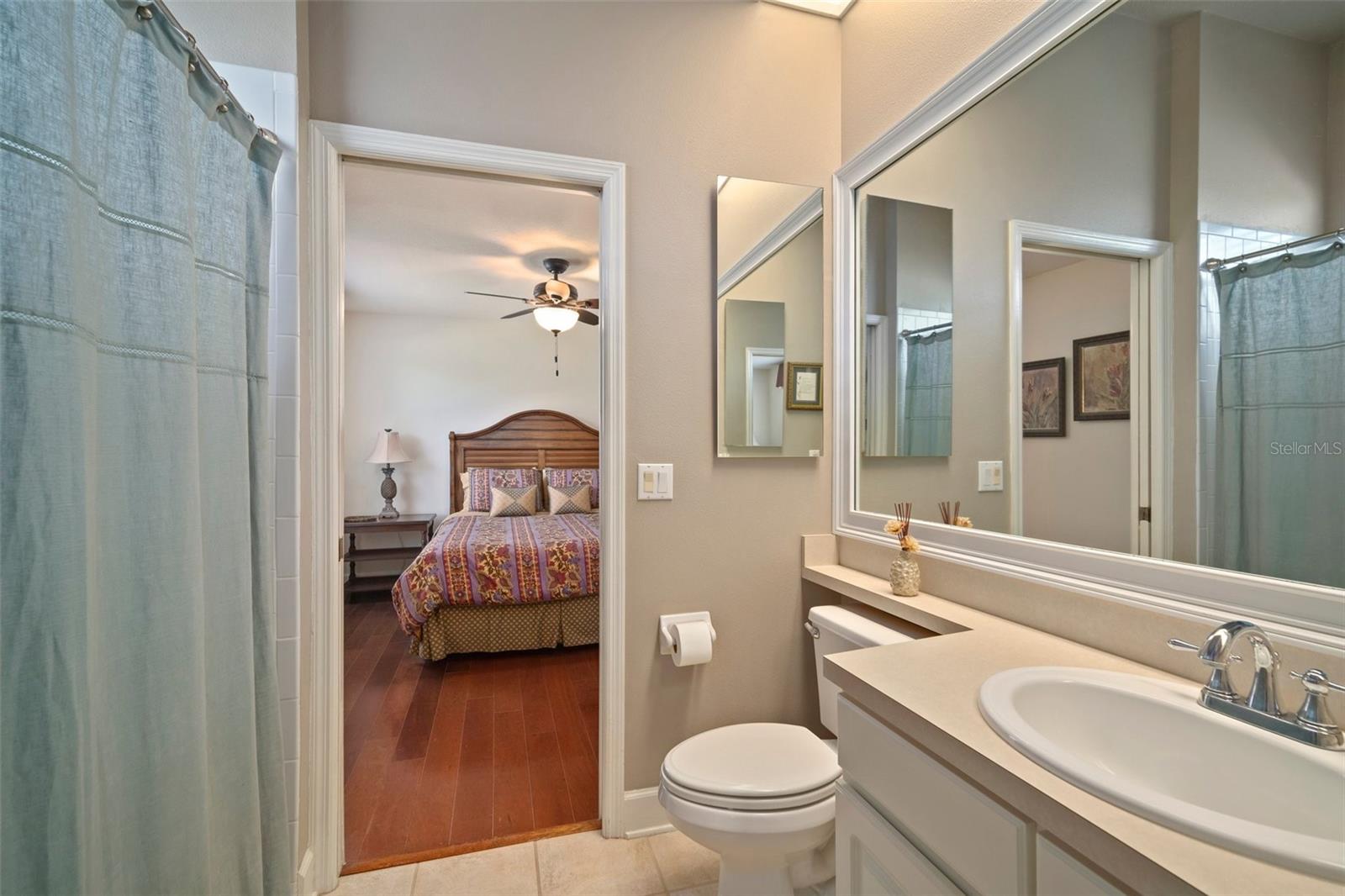 RIVER HILLS COUNTRY CLUB PARCE - Residential