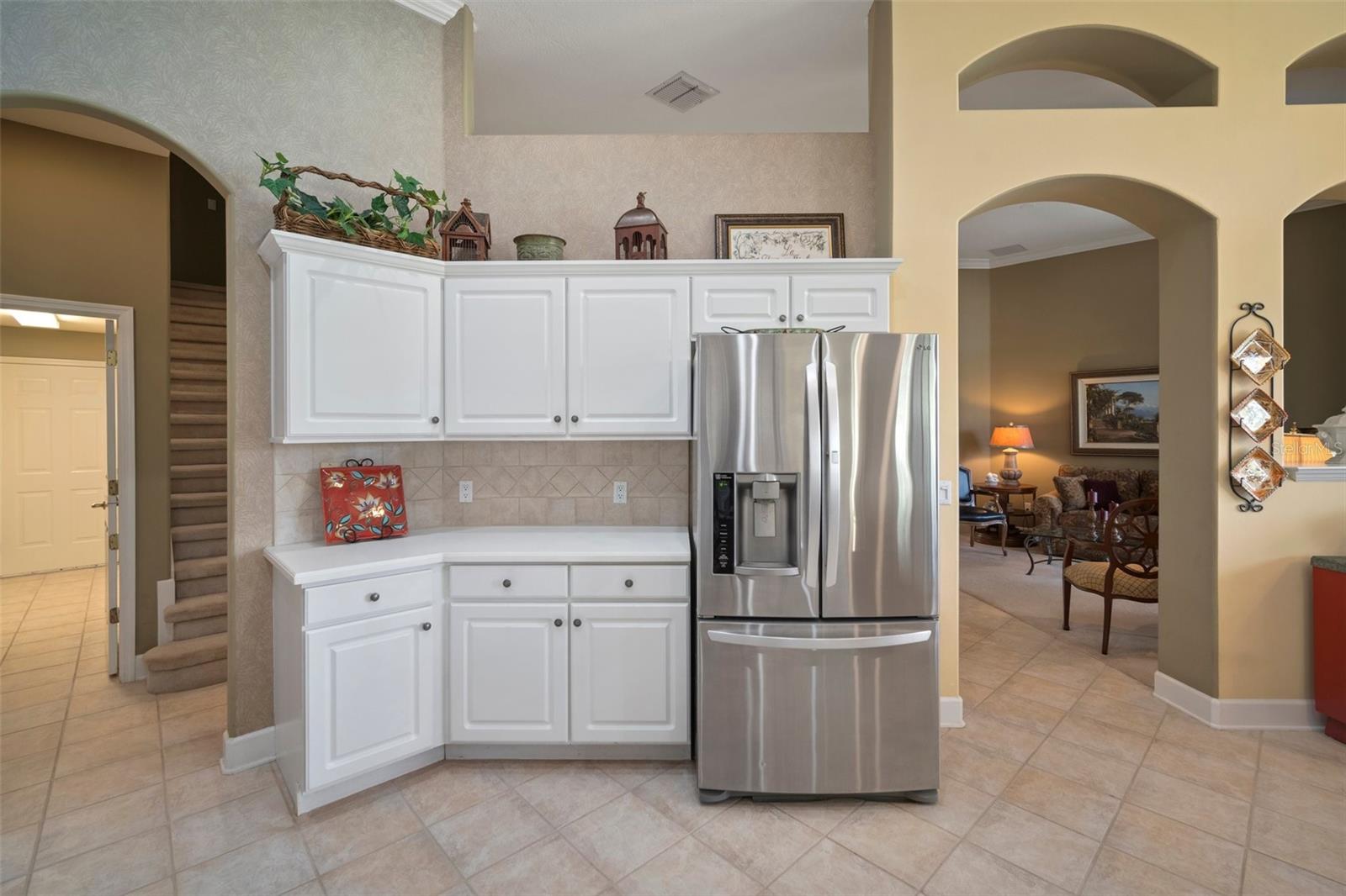 RIVER HILLS COUNTRY CLUB PARCE - Residential