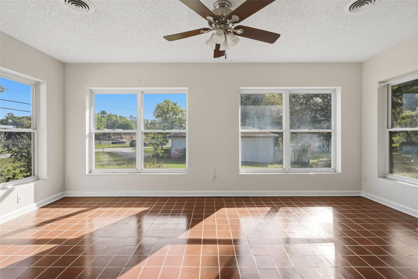 STIFFLERS LT 28 DUPONT & GAUDRY GRANT - Residential