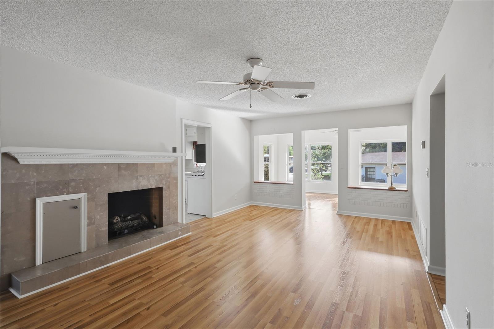 STIFFLERS LT 28 DUPONT & GAUDRY GRANT - Residential