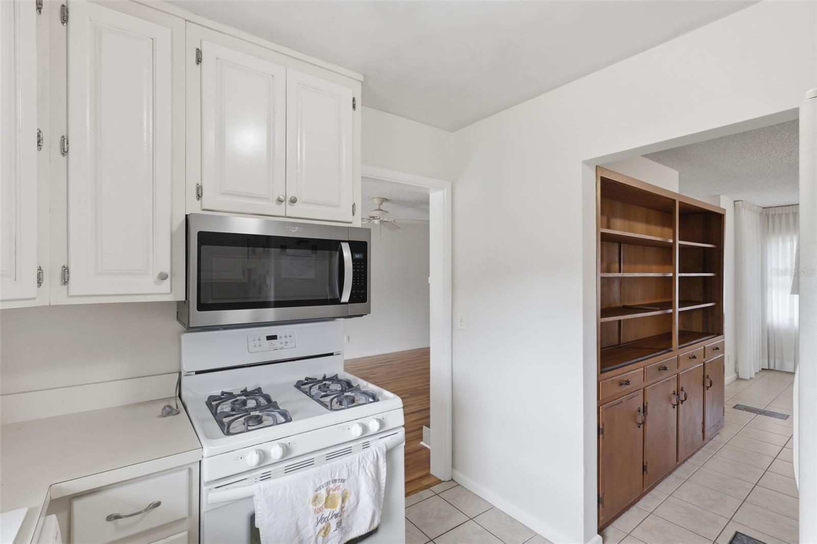 STIFFLERS LT 28 DUPONT & GAUDRY GRANT - Residential