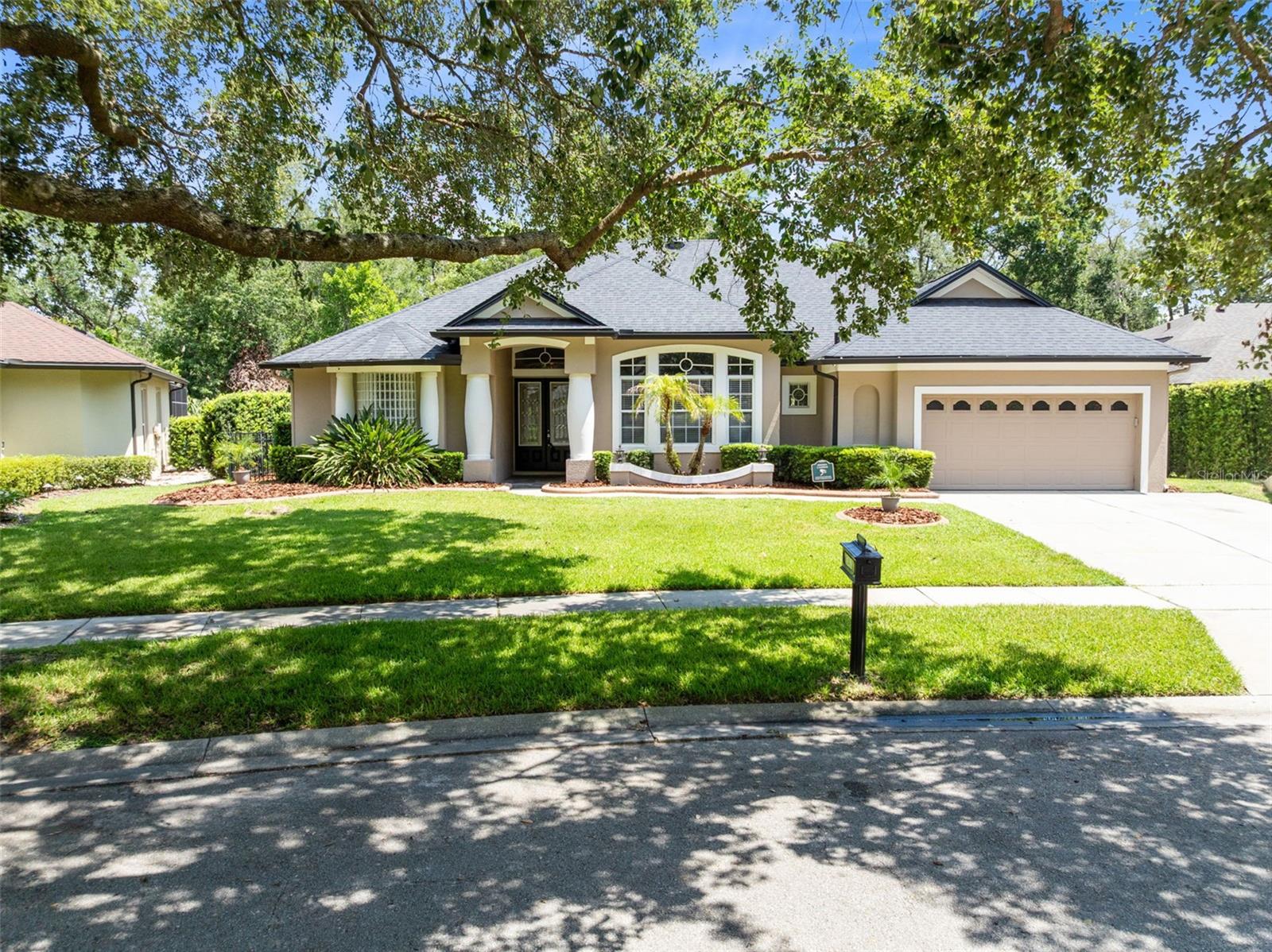 341 VERACLIFF COURT