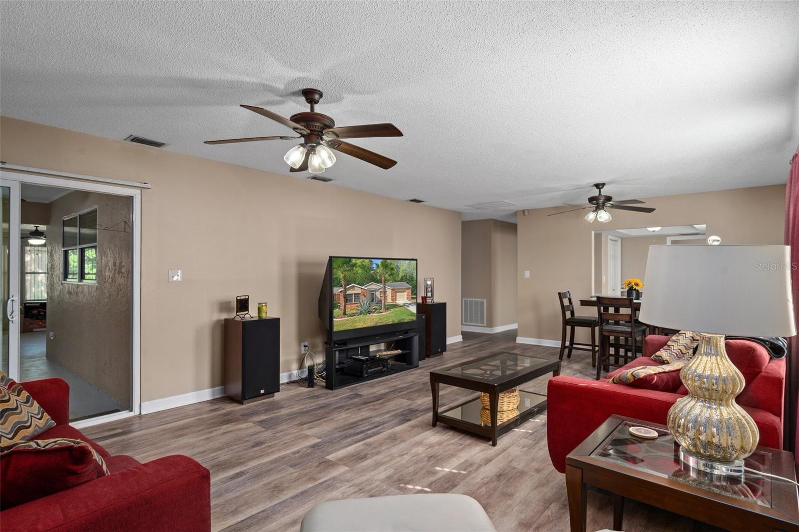 28 GOLFVIEW DRIVE 363
