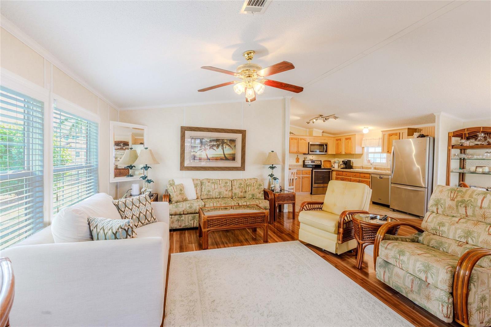 MAPLE LEAF ESTATE - Residential