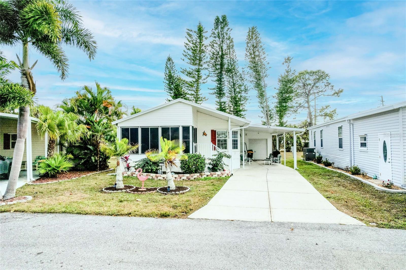 MAPLE LEAF ESTATE - Residential