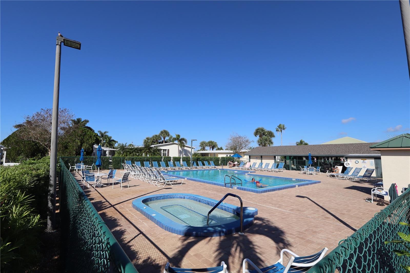 MAPLE LEAF ESTATE - Residential