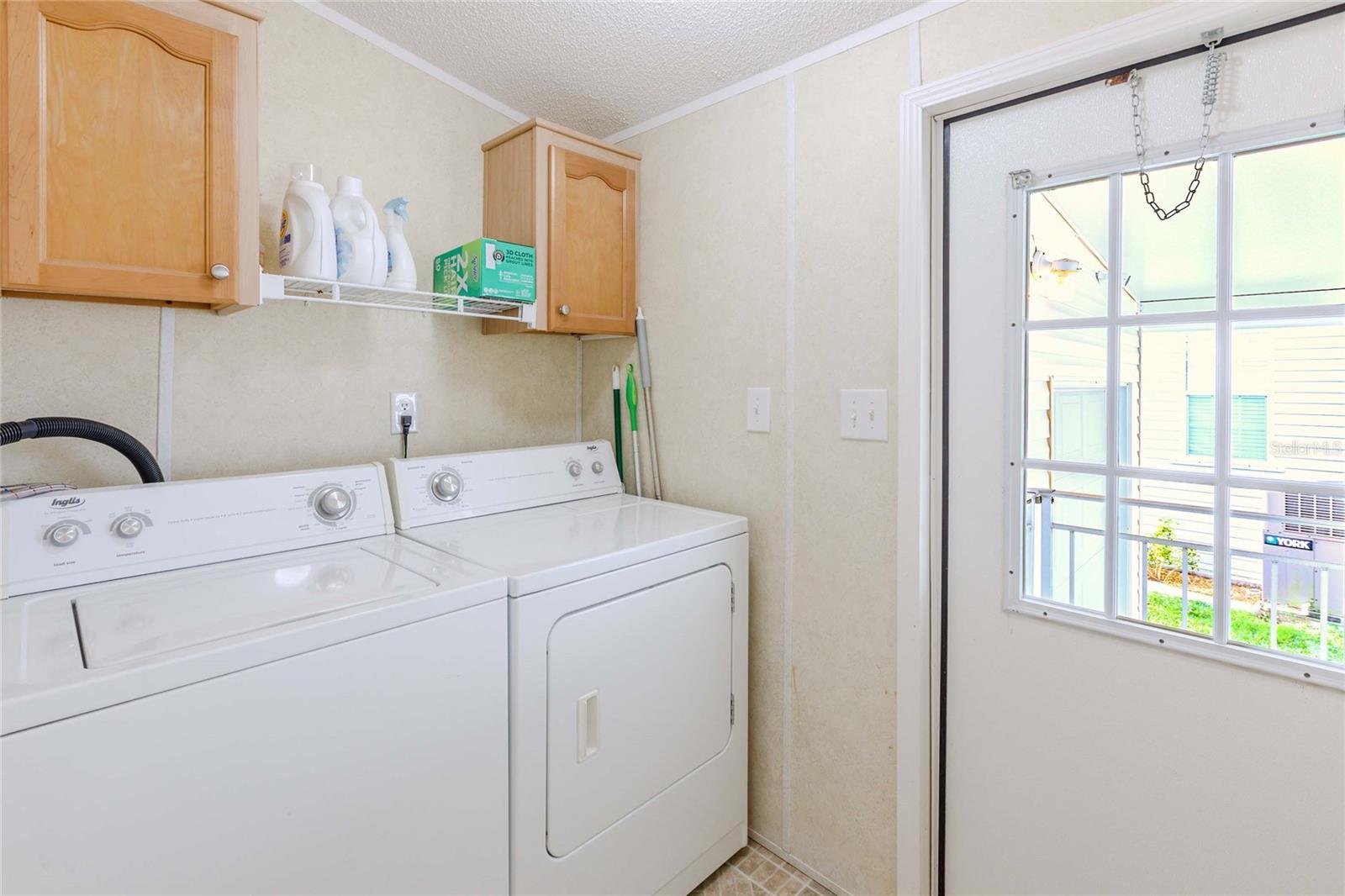 MAPLE LEAF ESTATE - Residential