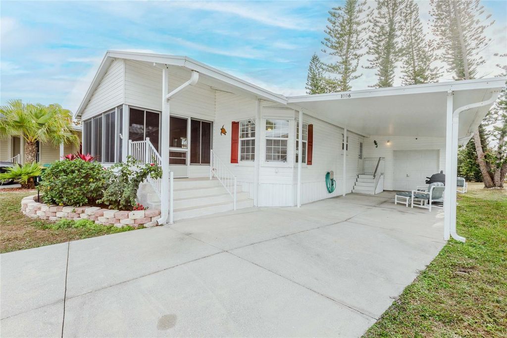 Photo of 2100 Kings Highway #1006, Port Charlotte, FL 33980 (MLS # C7520003)