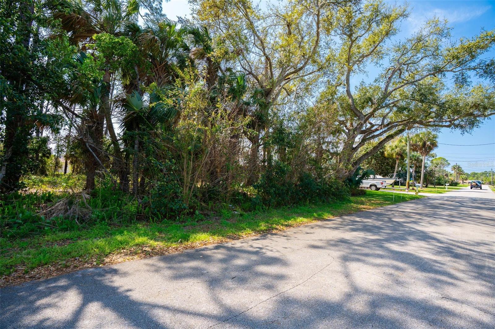 WATERWAY PARK SEC 03 - Land