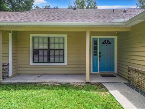 A home in APOPKA