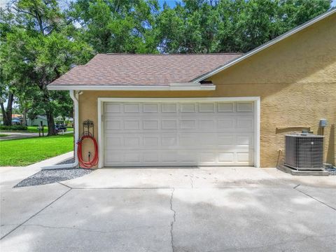 A home in APOPKA