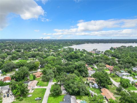 A home in APOPKA