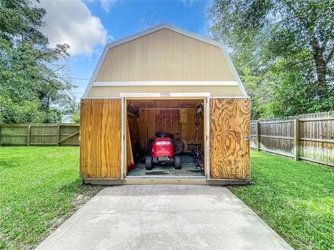 A home in APOPKA