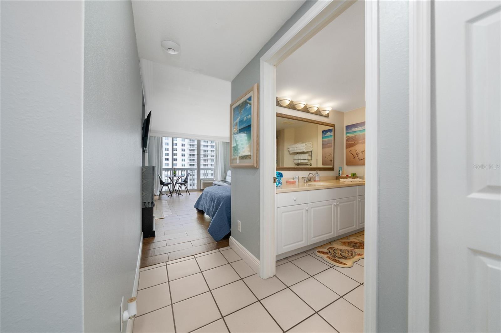 DAYTONA BEACH RESORT & CONF CENTER - Residential