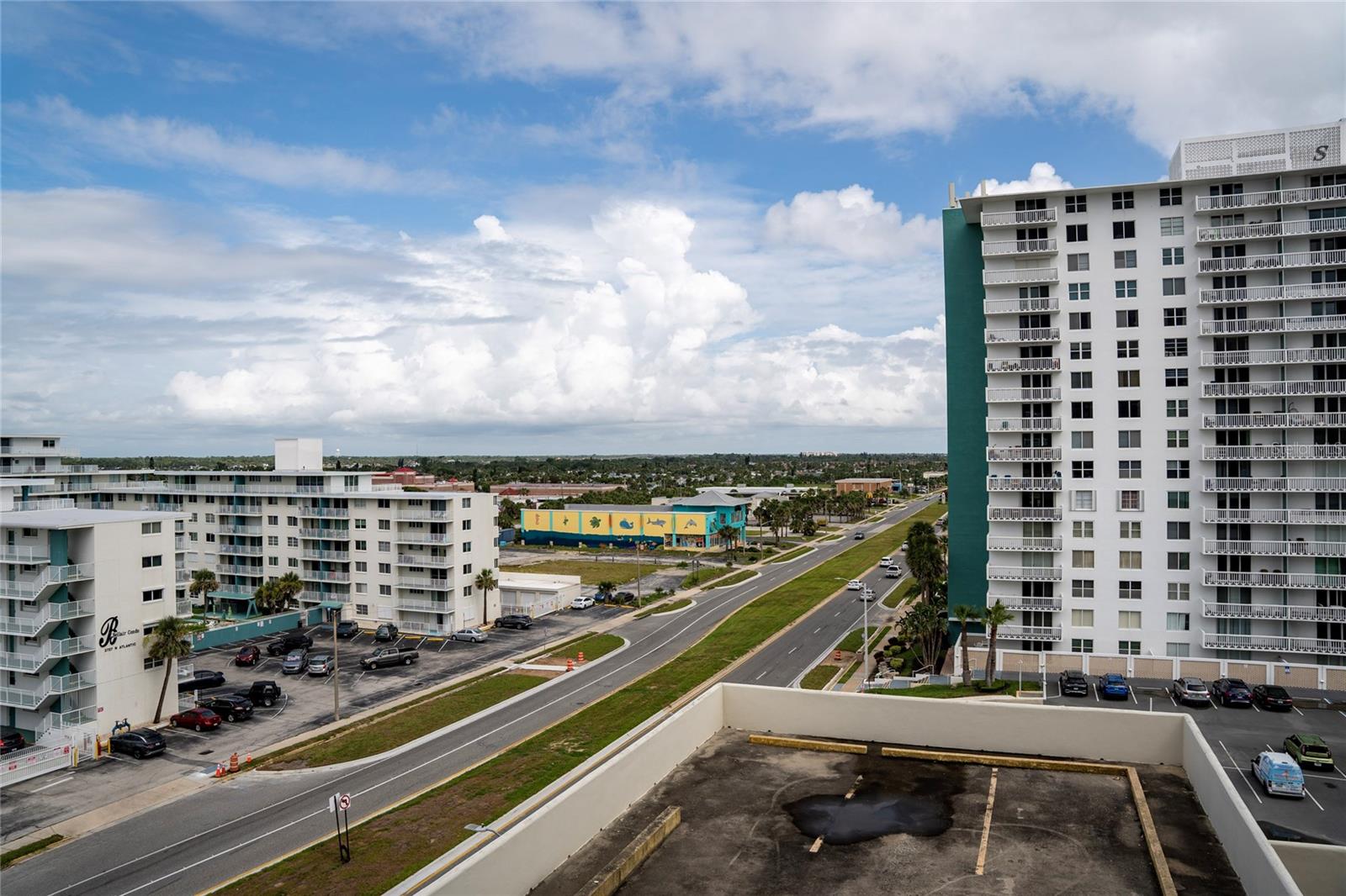 DAYTONA BEACH RESORT & CONF CENTER - Residential