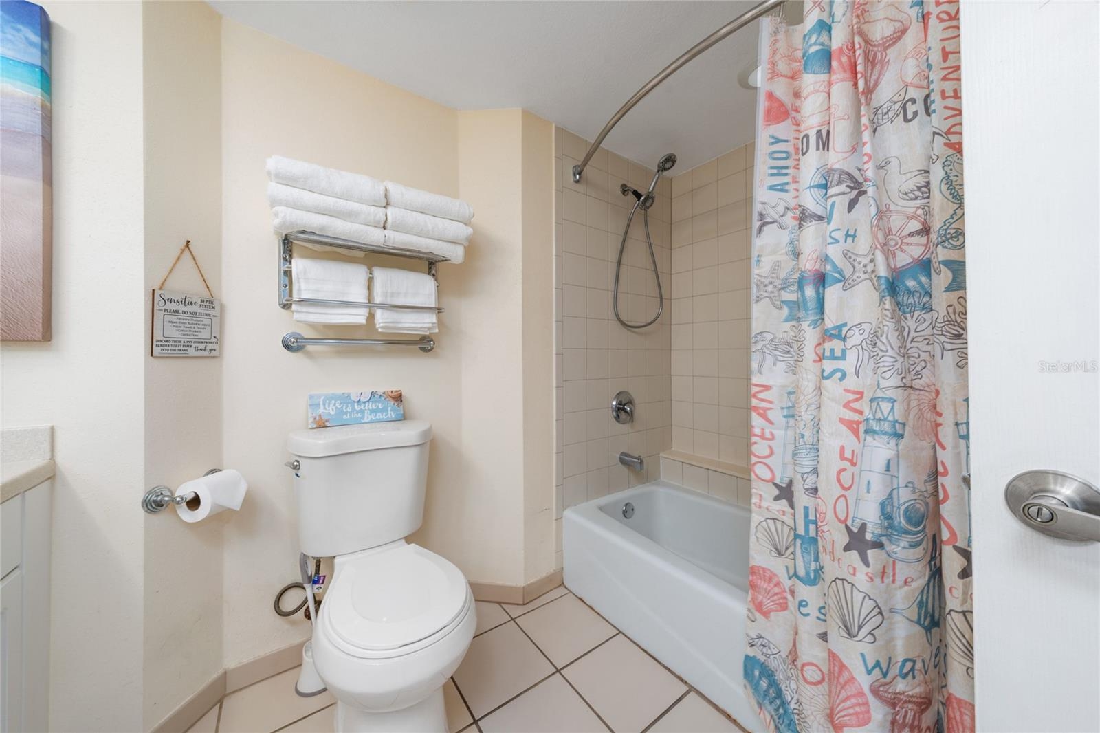 DAYTONA BEACH RESORT & CONF CENTER - Residential