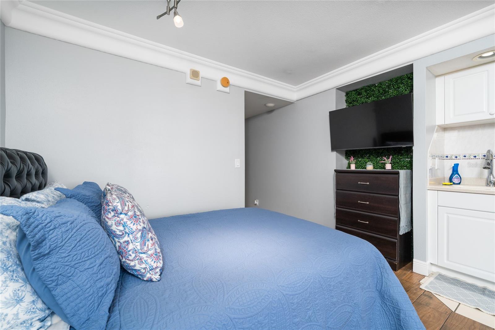 DAYTONA BEACH RESORT & CONF CENTER - Residential