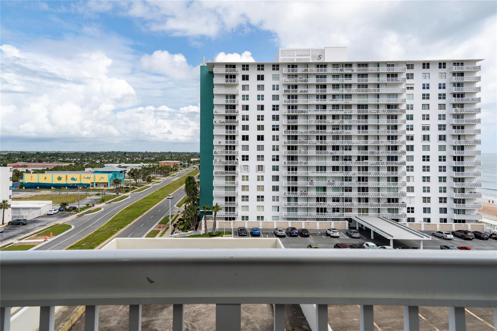 DAYTONA BEACH RESORT & CONF CENTER - Residential
