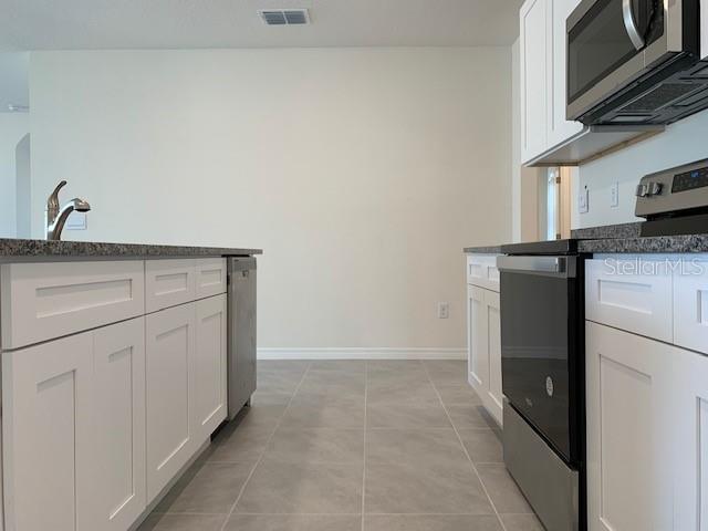 FOREST LAKE PH 1 - Residential Lease