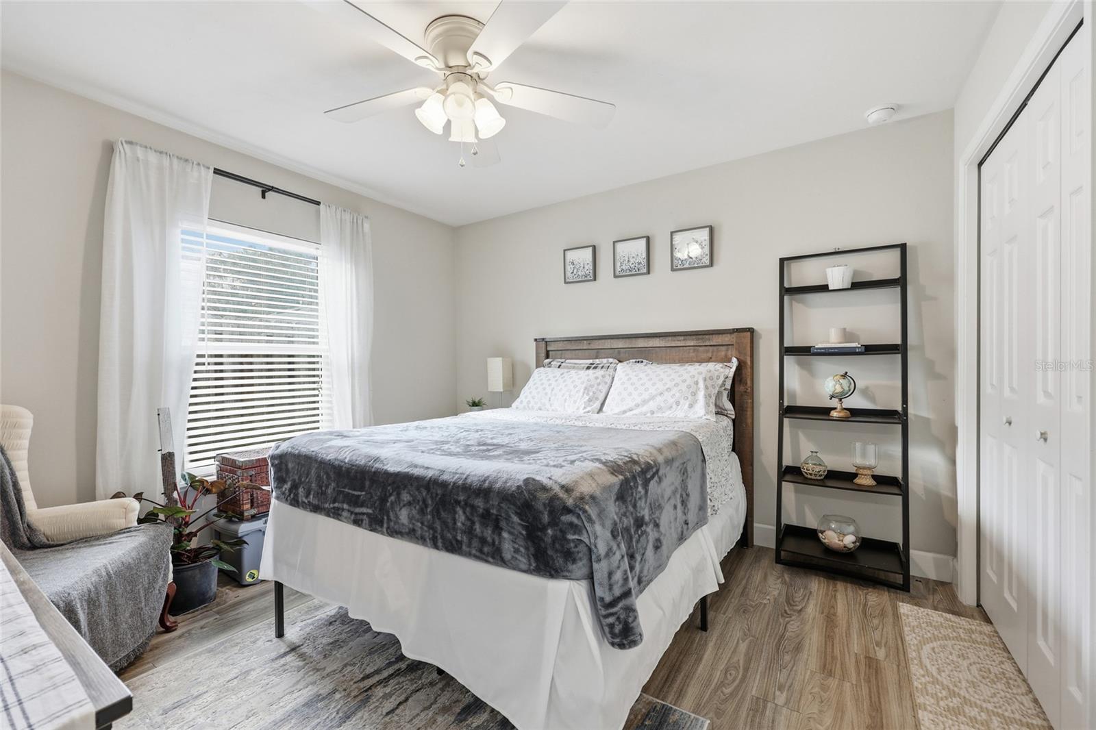 OAK VIEW VILLAGE PH II - Residential