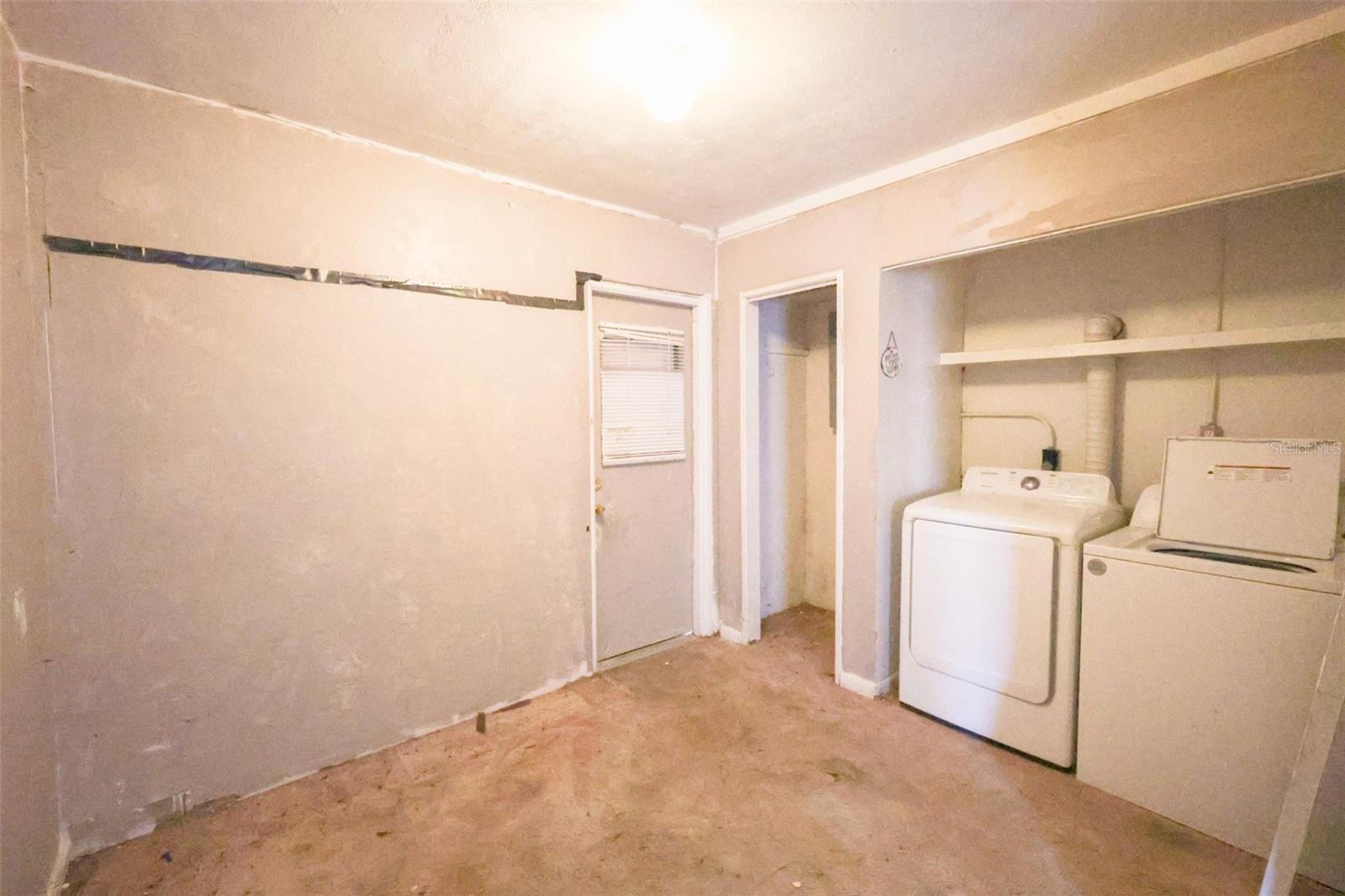 HARBOR HEIGHTS MANOR - Residential