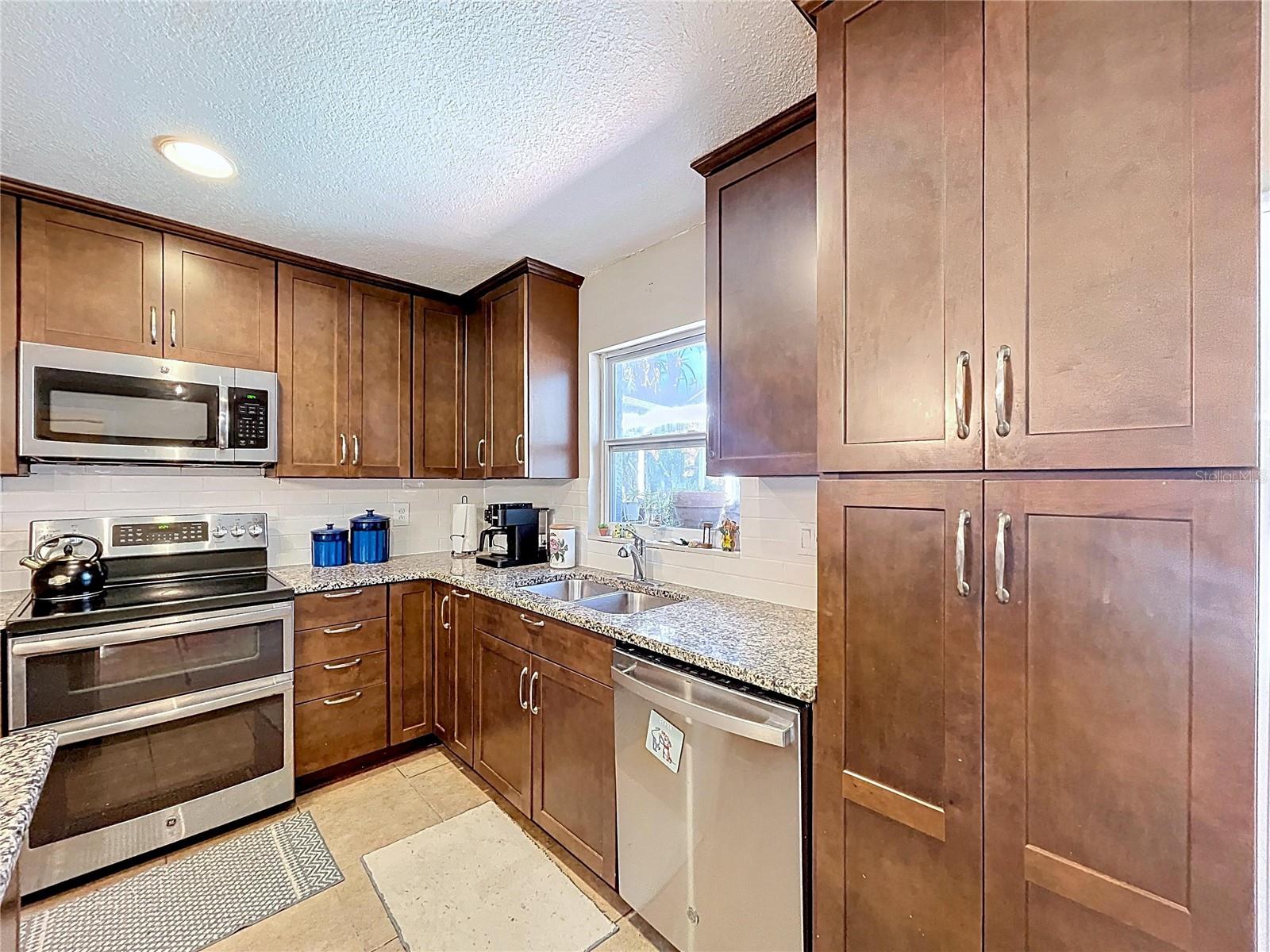 HARBOR PALMS UNIT 6 A - Residential