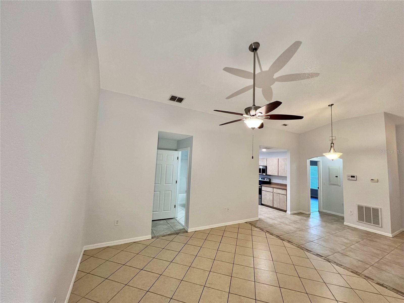 SPRING HILL - Residential Lease